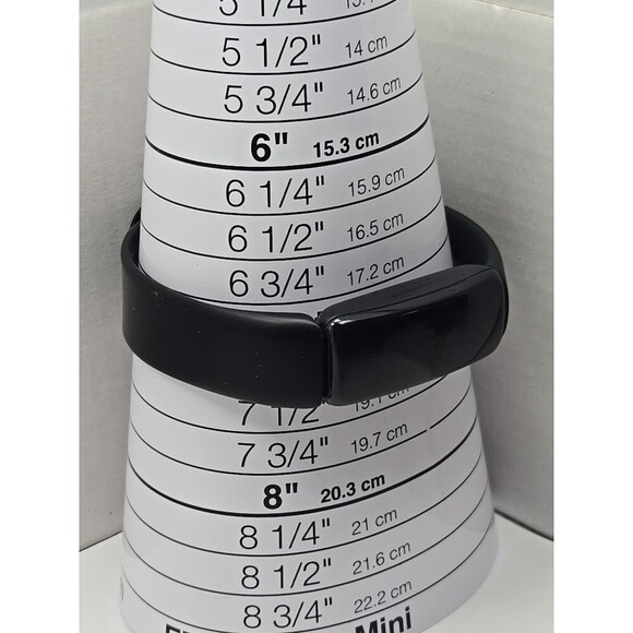 Fitbit Inspire 2 Fitness Tracker Black Heart Rate Monitor Tested No Charger - Picture 9 of 11